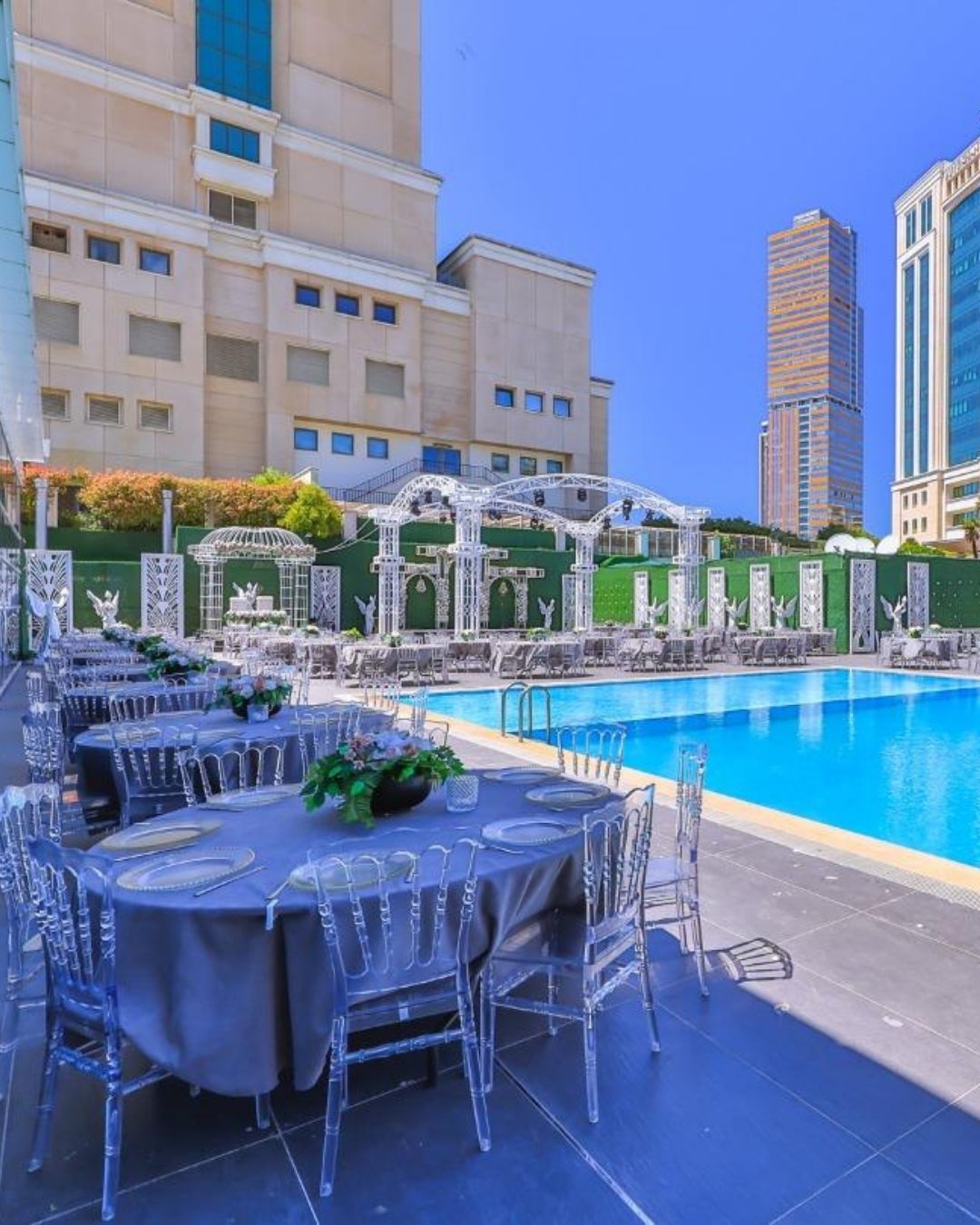 Glory Pool Side Glory Pool Side